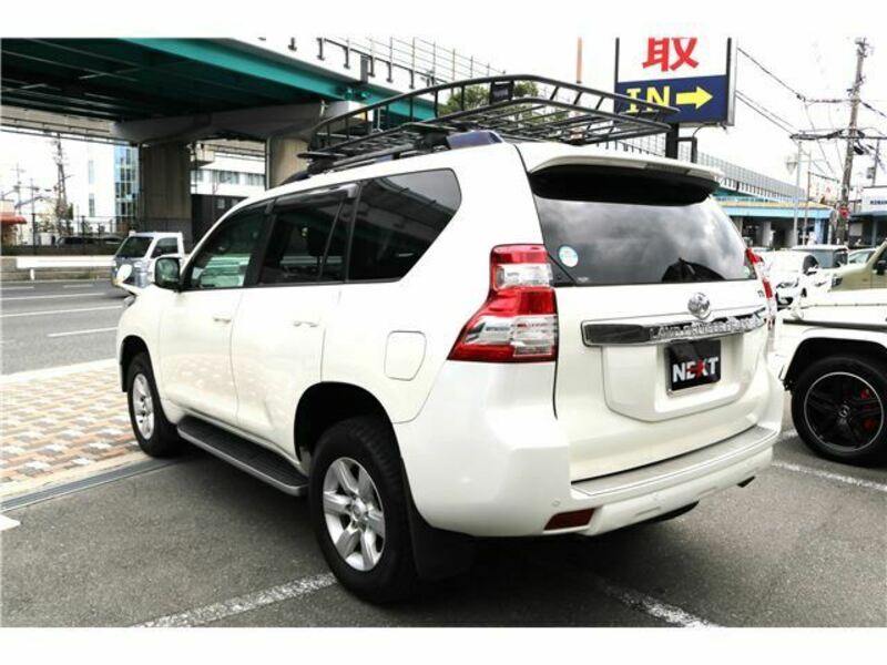 LAND CRUISER PRADO-6