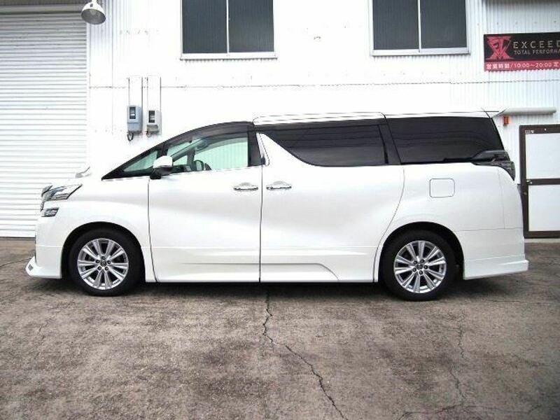 VELLFIRE-6