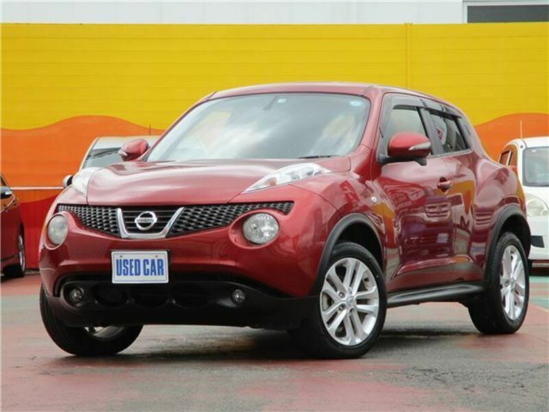 NISSAN　JUKE