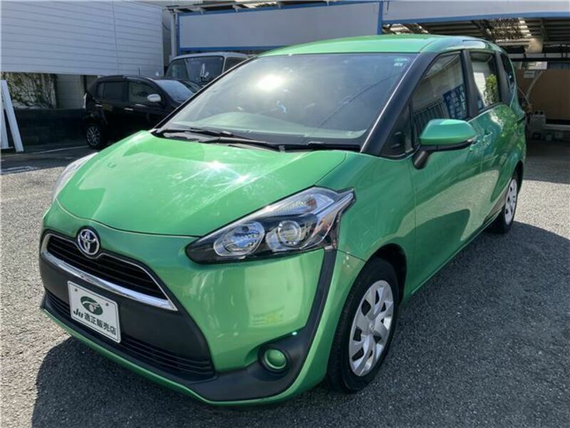 TOYOTA　SIENTA