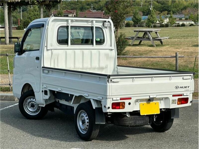 HIJET TRUCK-1