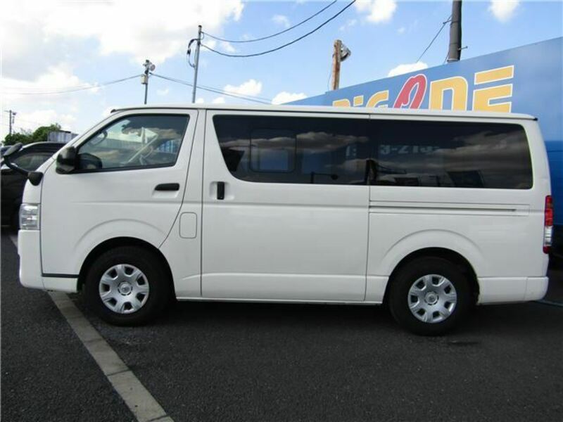 HIACE VAN-10