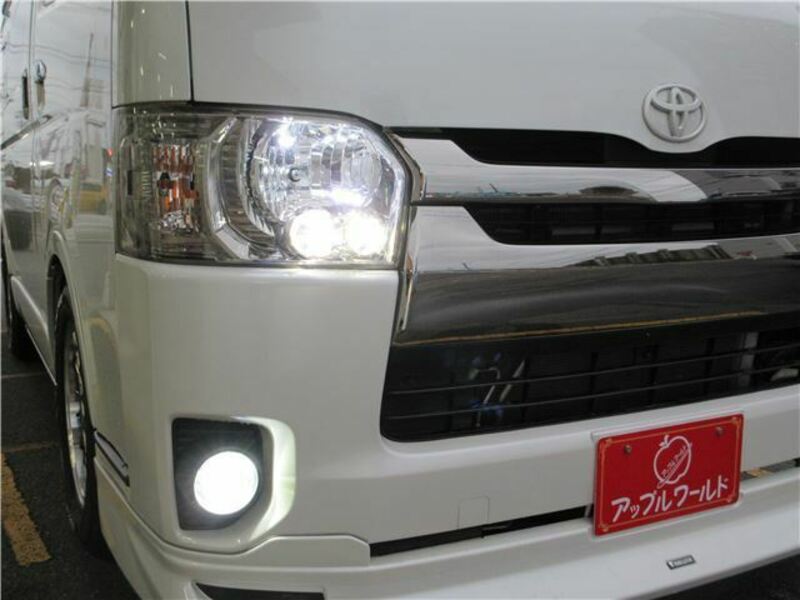 HIACE-10