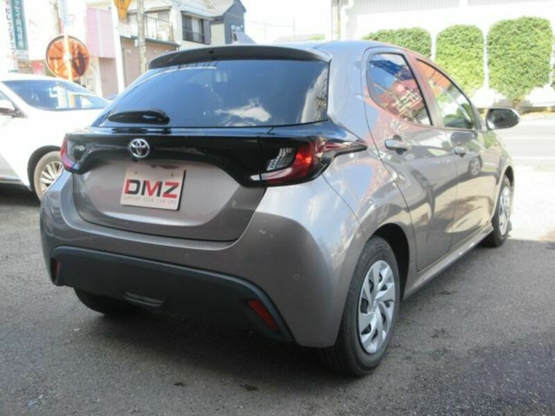 YARIS-5