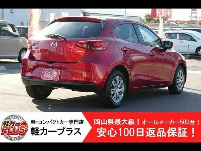 MAZDA2-1