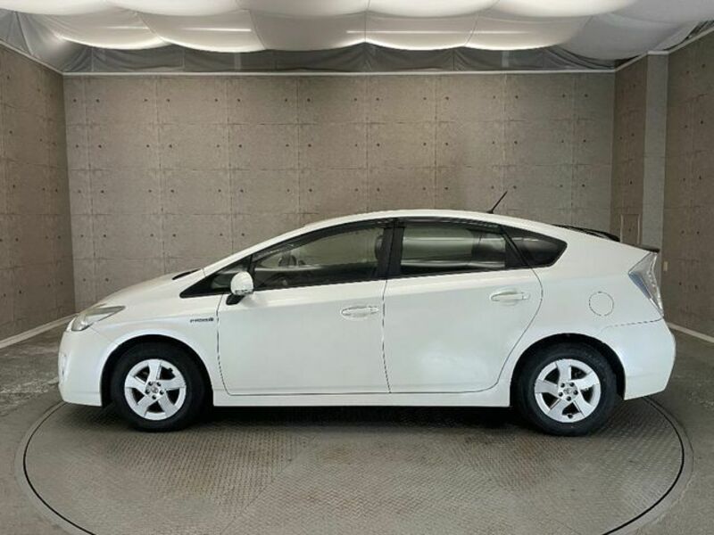 PRIUS-7