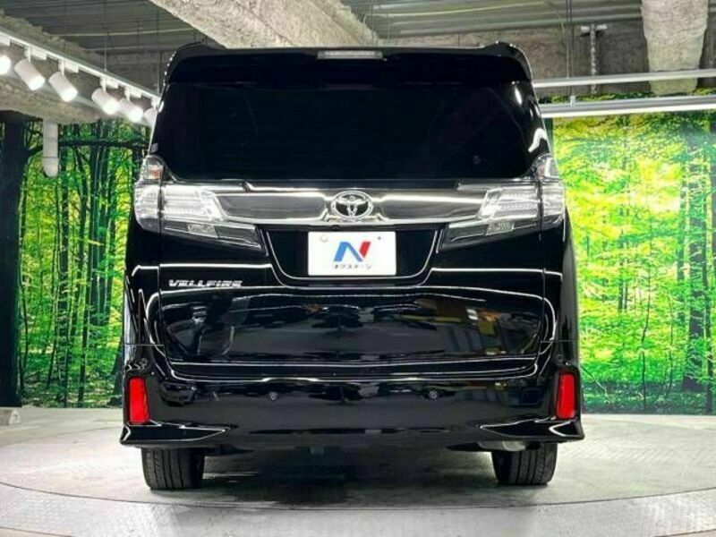 VELLFIRE-15