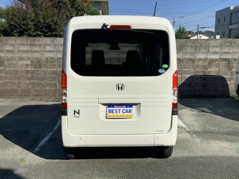 N-VAN-9