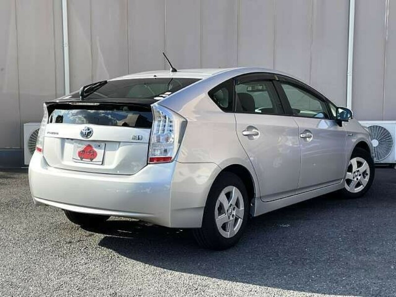 PRIUS-2