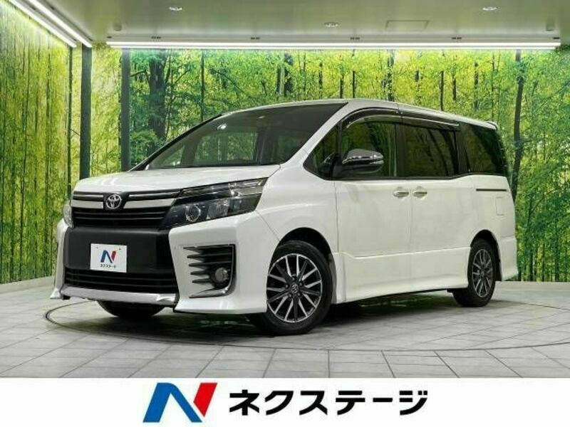 TOYOTA　VOXY