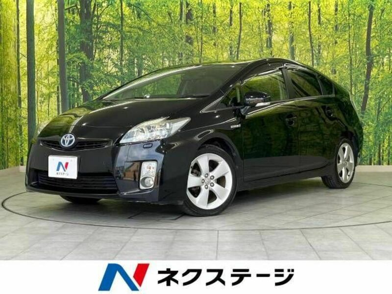 TOYOTA　PRIUS