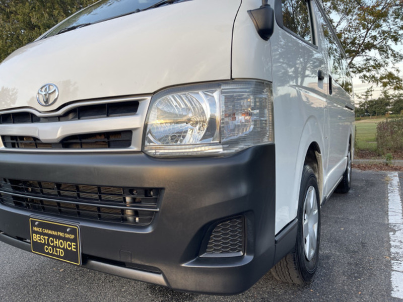 HIACE VAN-19