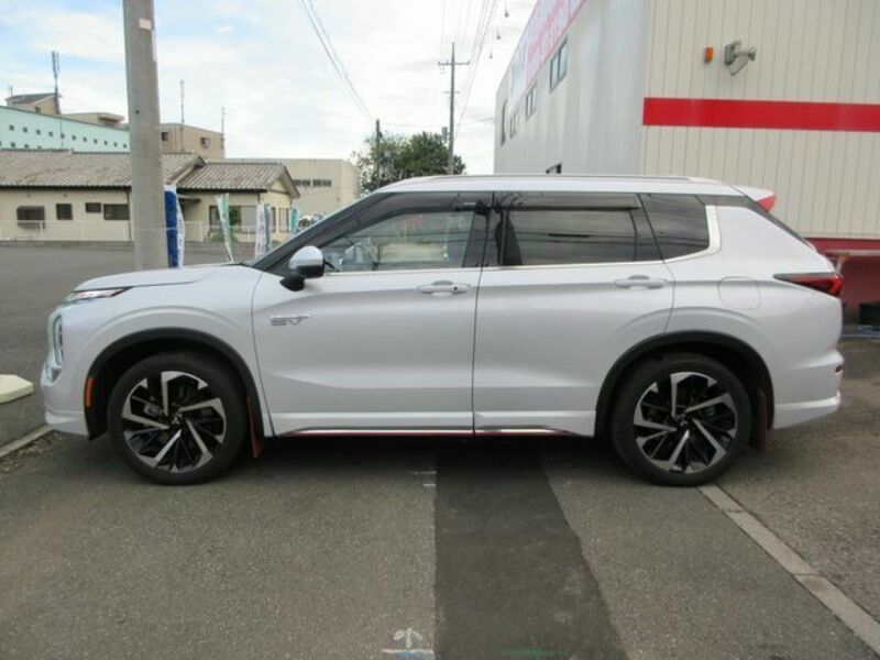 OUTLANDER PHEV-6