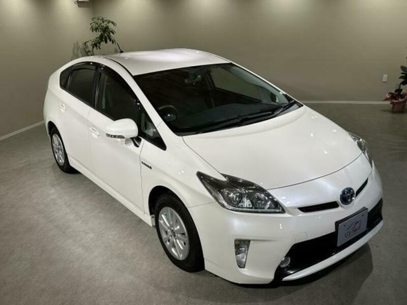 PRIUS-11