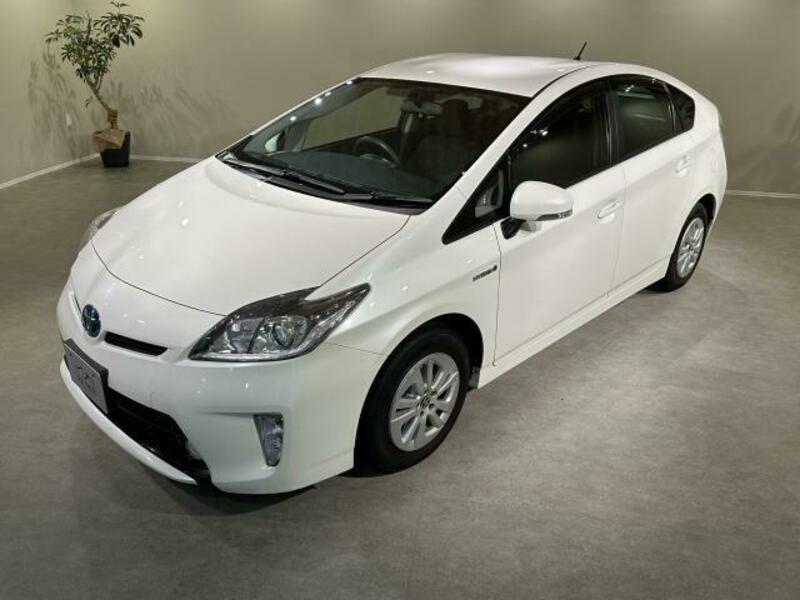 PRIUS-12