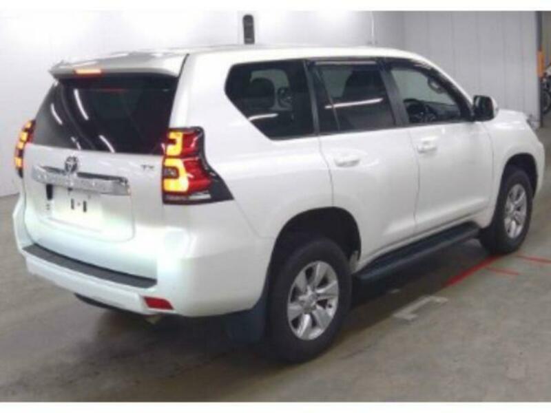 LAND CRUISER PRADO-1