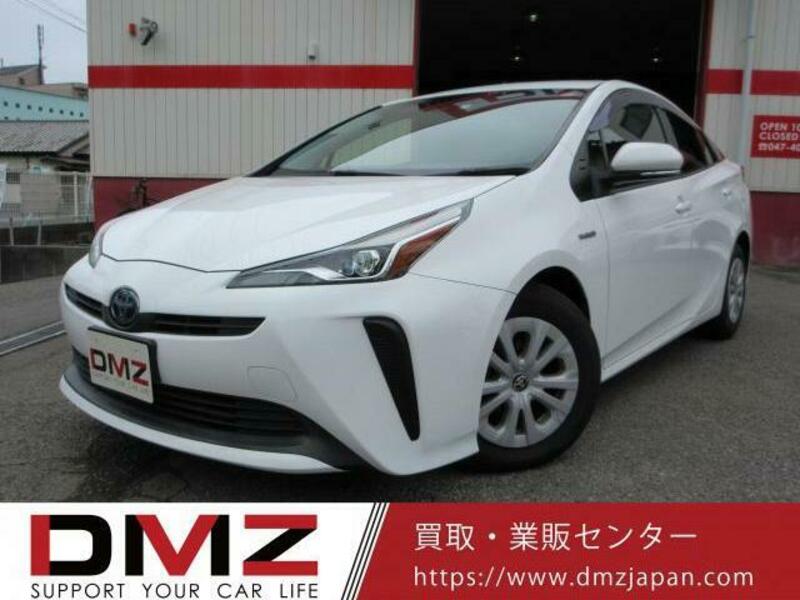 TOYOTA　PRIUS