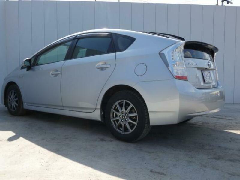 PRIUS-2