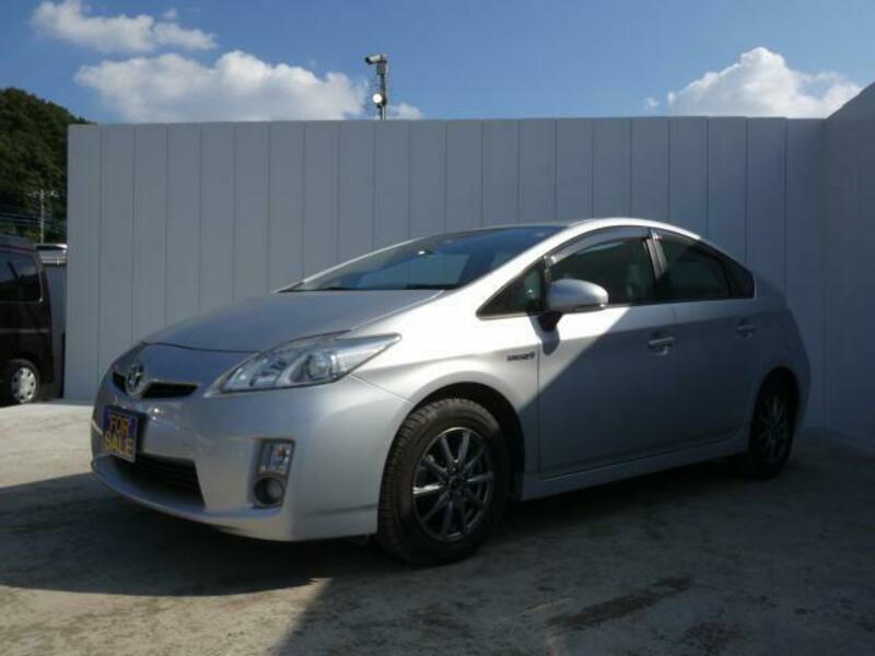 PRIUS-3