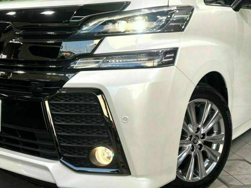 VELLFIRE-14