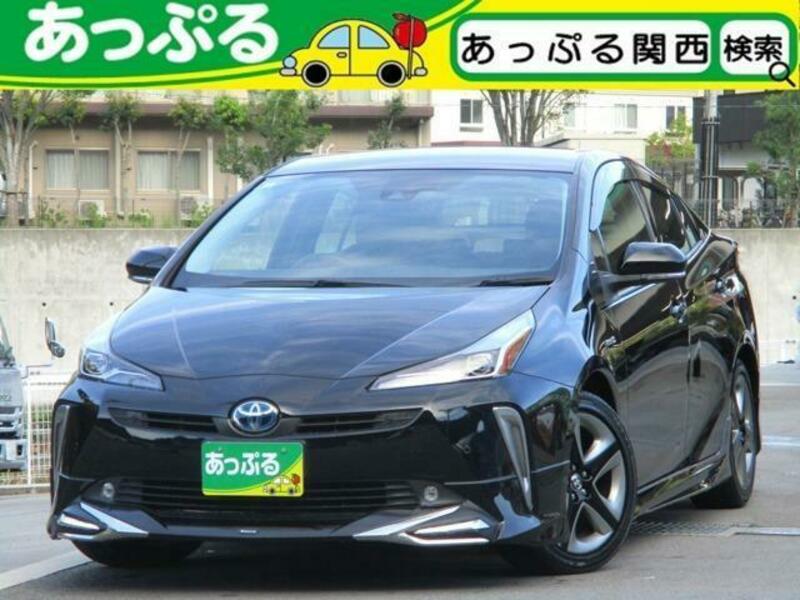 TOYOTA　PRIUS