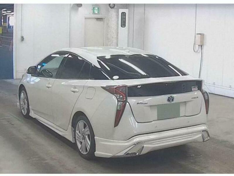 PRIUS-1