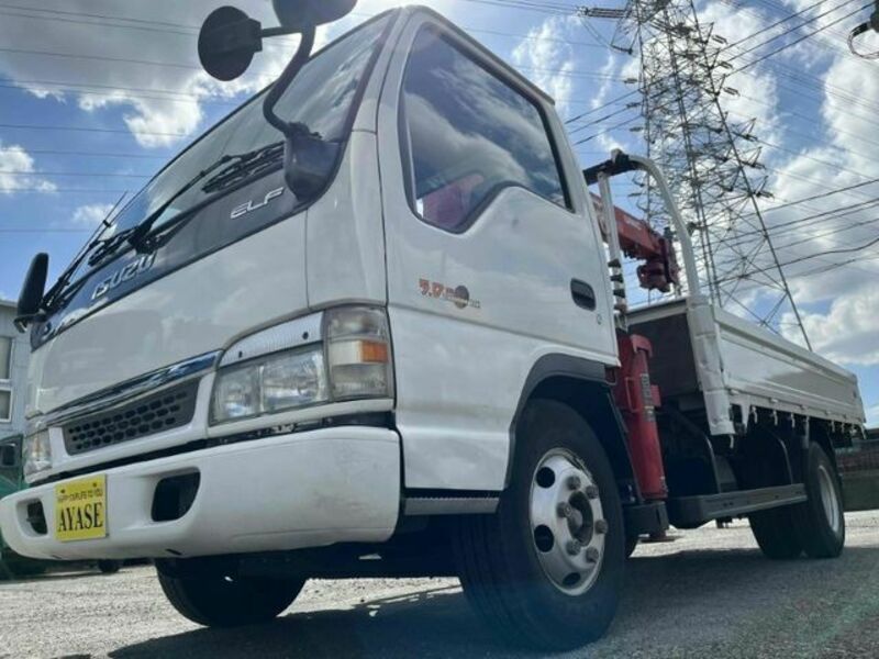 ISUZU　ELF