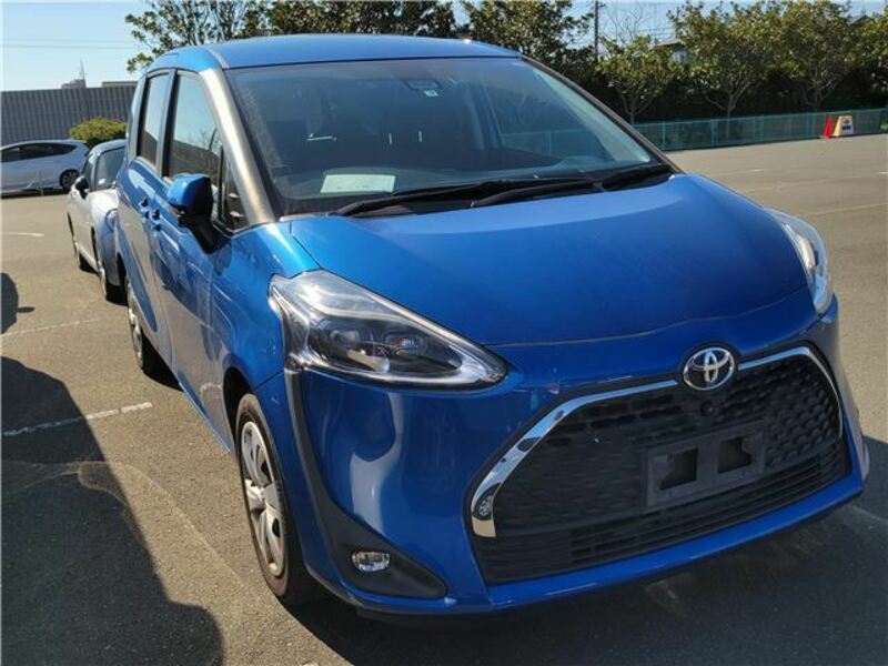 TOYOTA　SIENTA