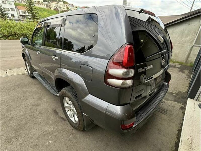 LAND CRUISER PRADO-15