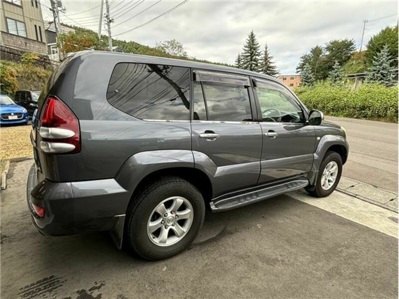 LAND CRUISER PRADO-19