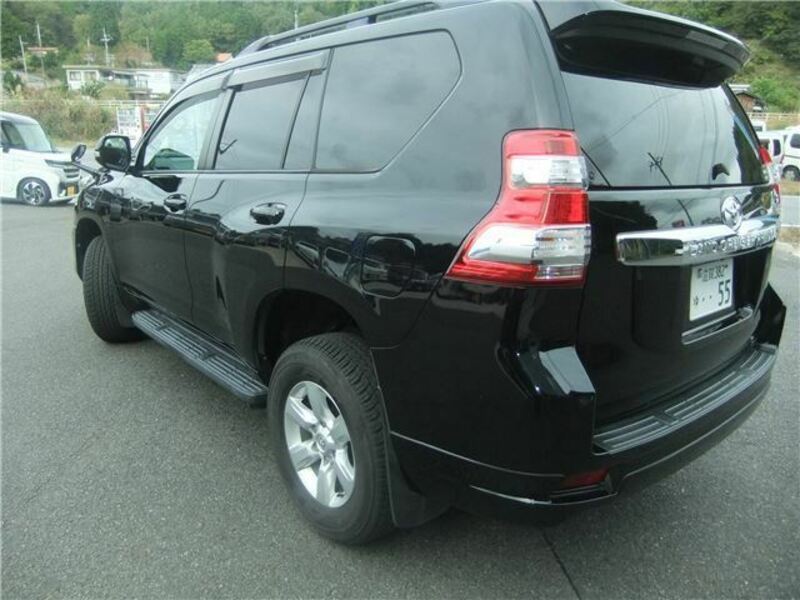 LAND CRUISER PRADO-1