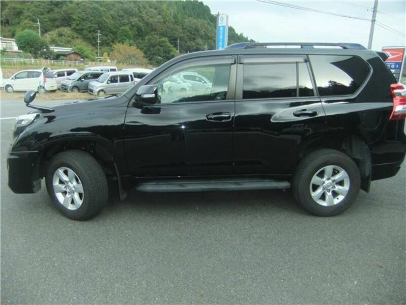 LAND CRUISER PRADO-38