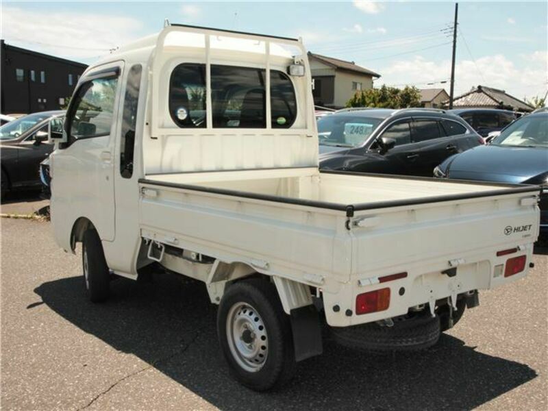 HIJET TRUCK-1