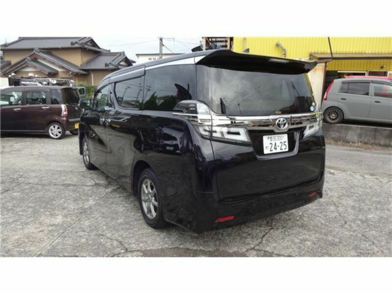 VELLFIRE-7