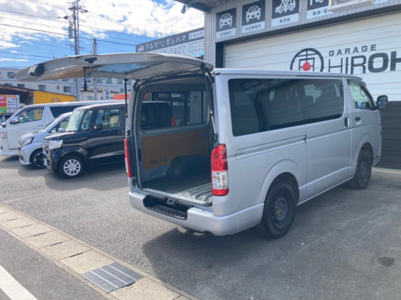 HIACE VAN-17