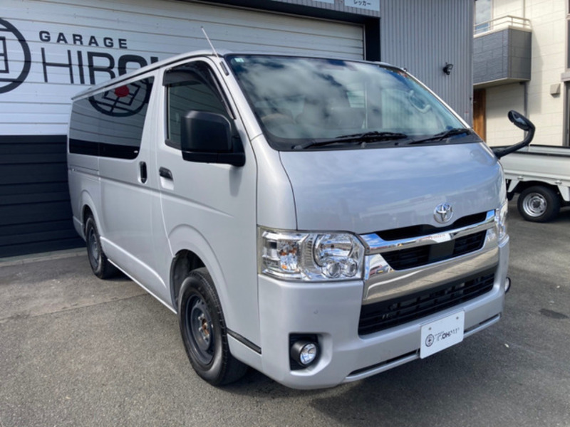 HIACE VAN-1