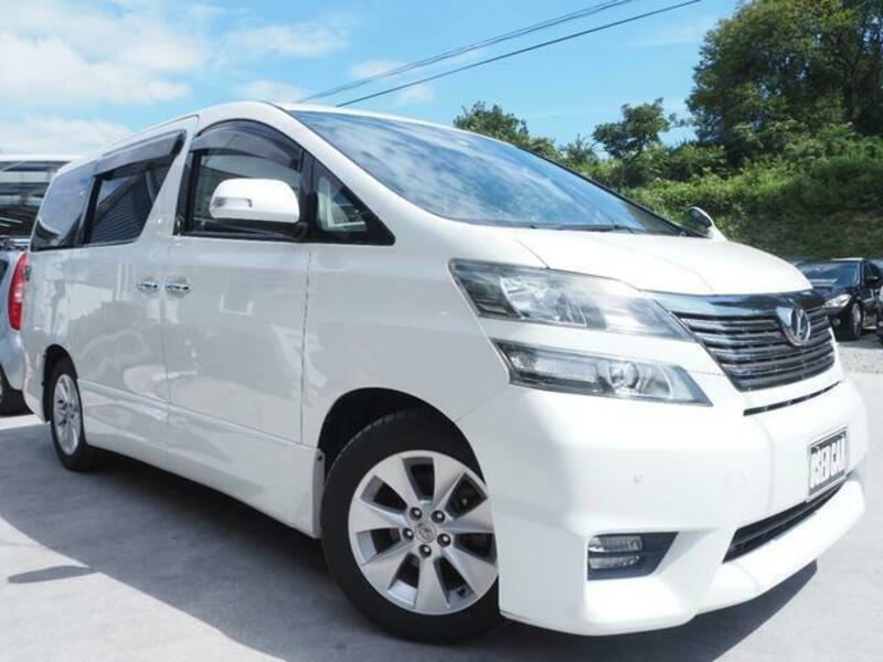 TOYOTA　VELLFIRE