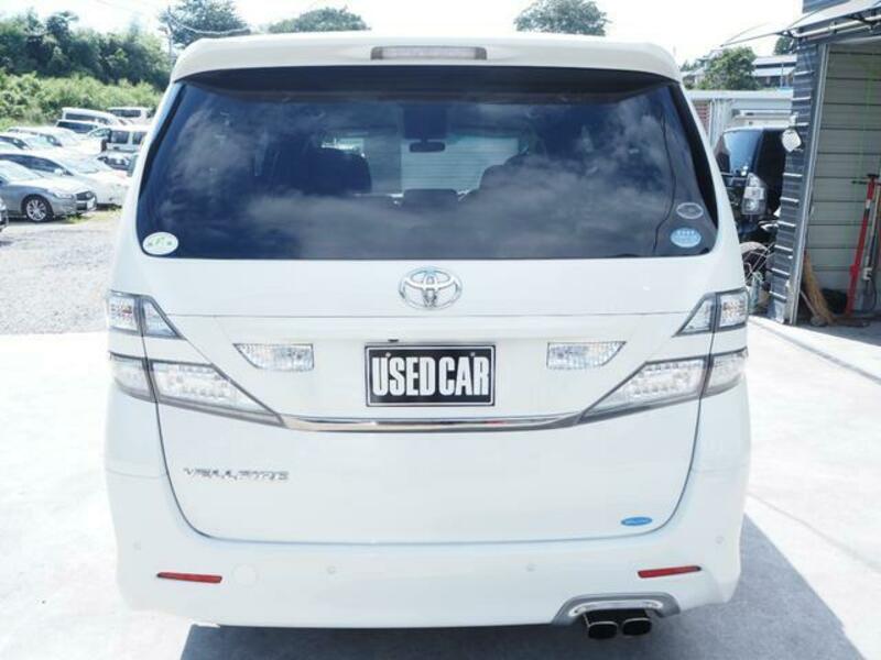 VELLFIRE-4