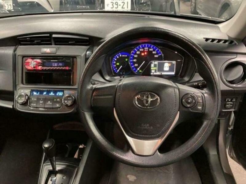 COROLLA AXIO-2