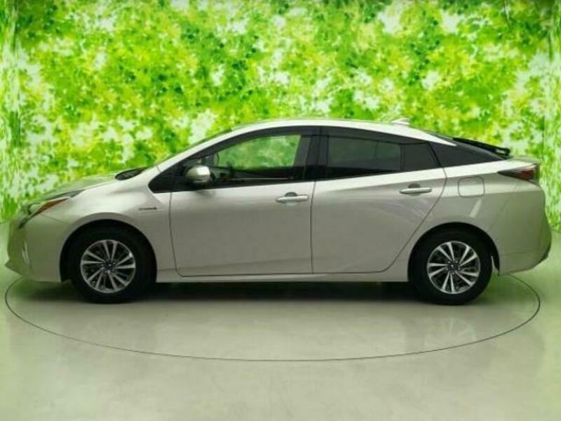 PRIUS-1