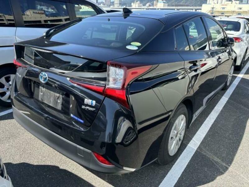 PRIUS-4