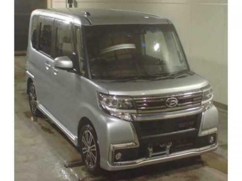 DAIHATSU　TANTO