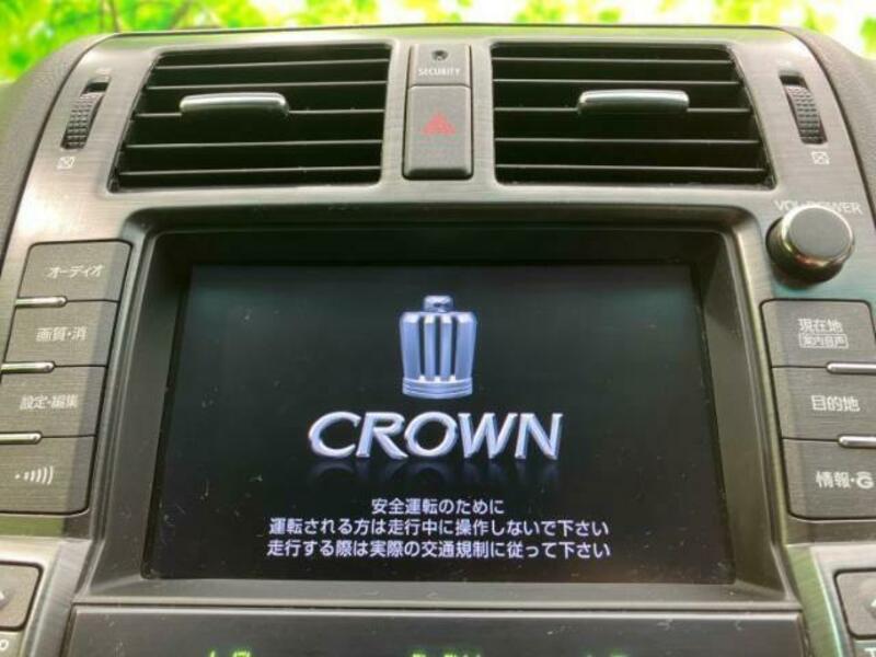 CROWN-8