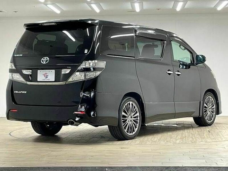 VELLFIRE-16