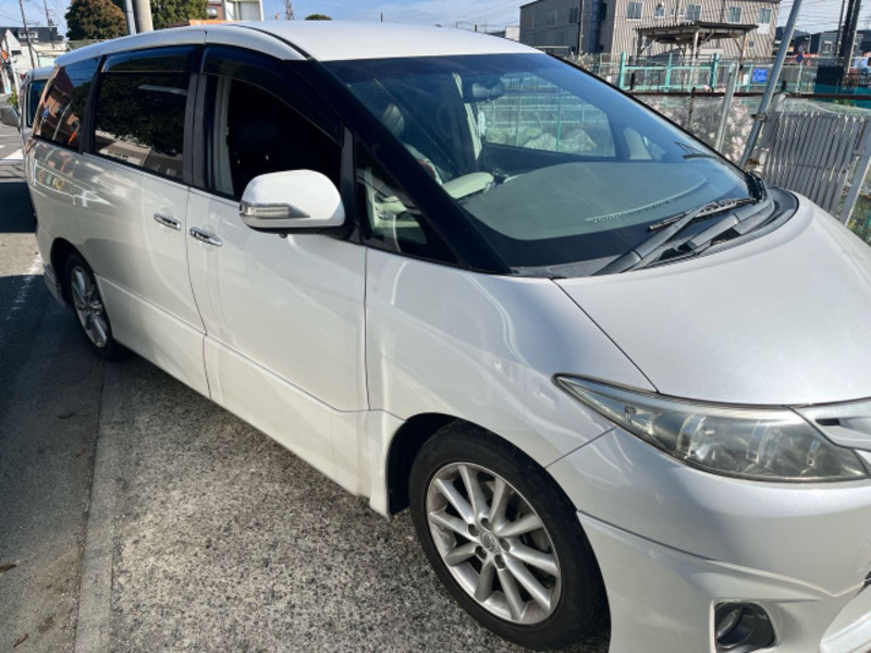 TOYOTA　ESTIMA