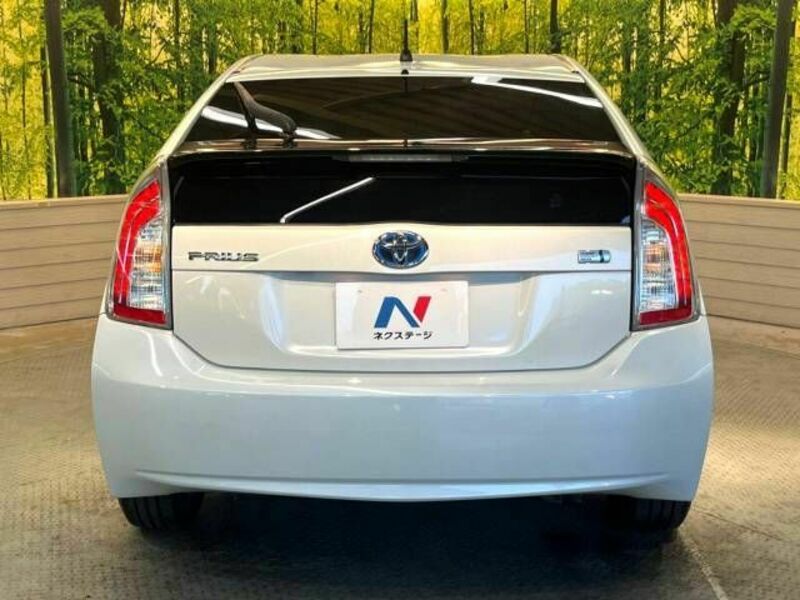 PRIUS-15