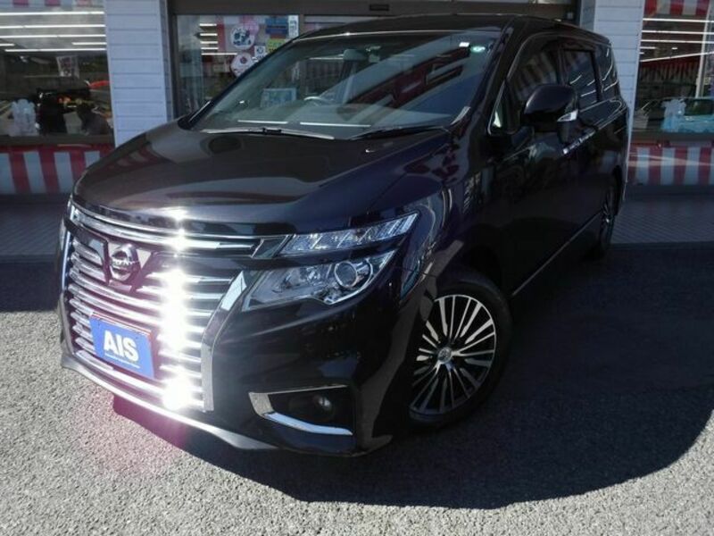 NISSAN　ELGRAND