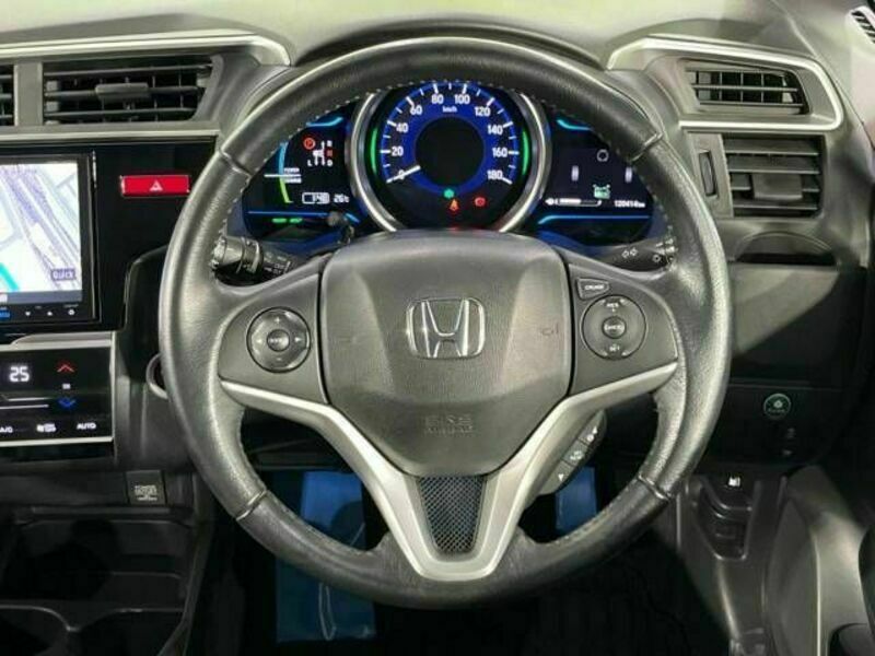 FIT HYBRID-11