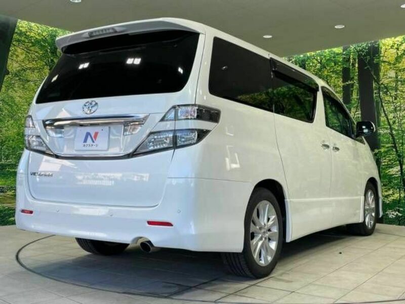 VELLFIRE-18