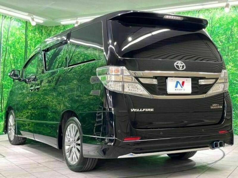 VELLFIRE-17